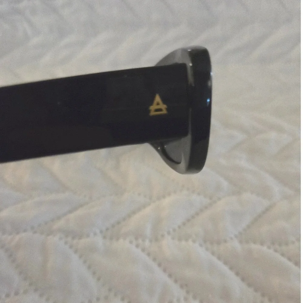 AIRE Ceres V2 Black‎ Rectangular Sunglasses Recycled Plastic 2122526 Smoke Lens